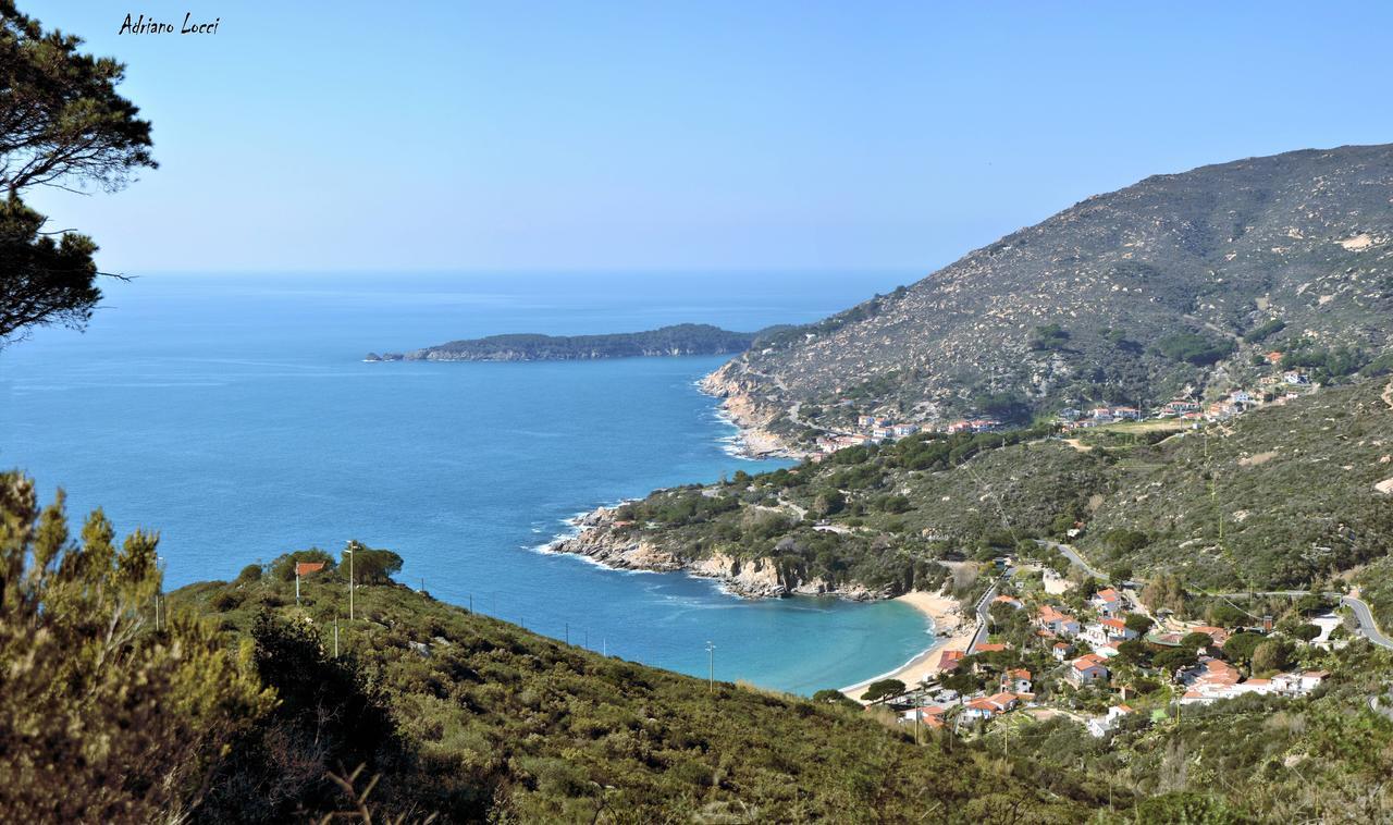 太阳公寓 Spiaggia di Cavoli 外观 照片
